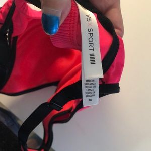 Victoria's Secret Intimates & Sleepwear - Bright Pink Victoria’s Secret Sports Bra Victoria's Secret Intimates & Sleepwear - Bright Pink Victoria’s Secret Sports Bra
